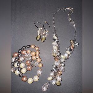 NY & Co Multi-Color Beaded Necklace, bracelet and Earring Set